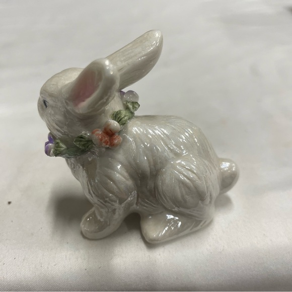 Ceramic Bunny Figurines (4) with Floral Accents 2” - Picture 5 of 14
